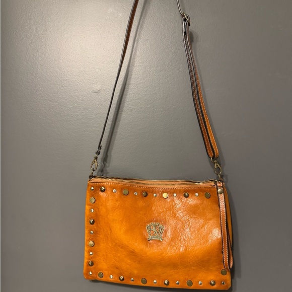 Firenze Tqn Leather Crossbody Bag with Studs. Italian Leather in EUC - Picture 1 of 4